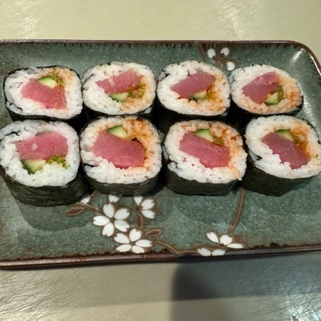 Spicy Tuna Roll.